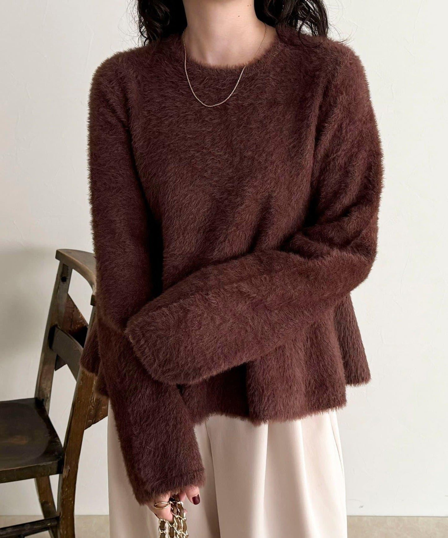 長毛絨荷葉下襬針織套頭衫