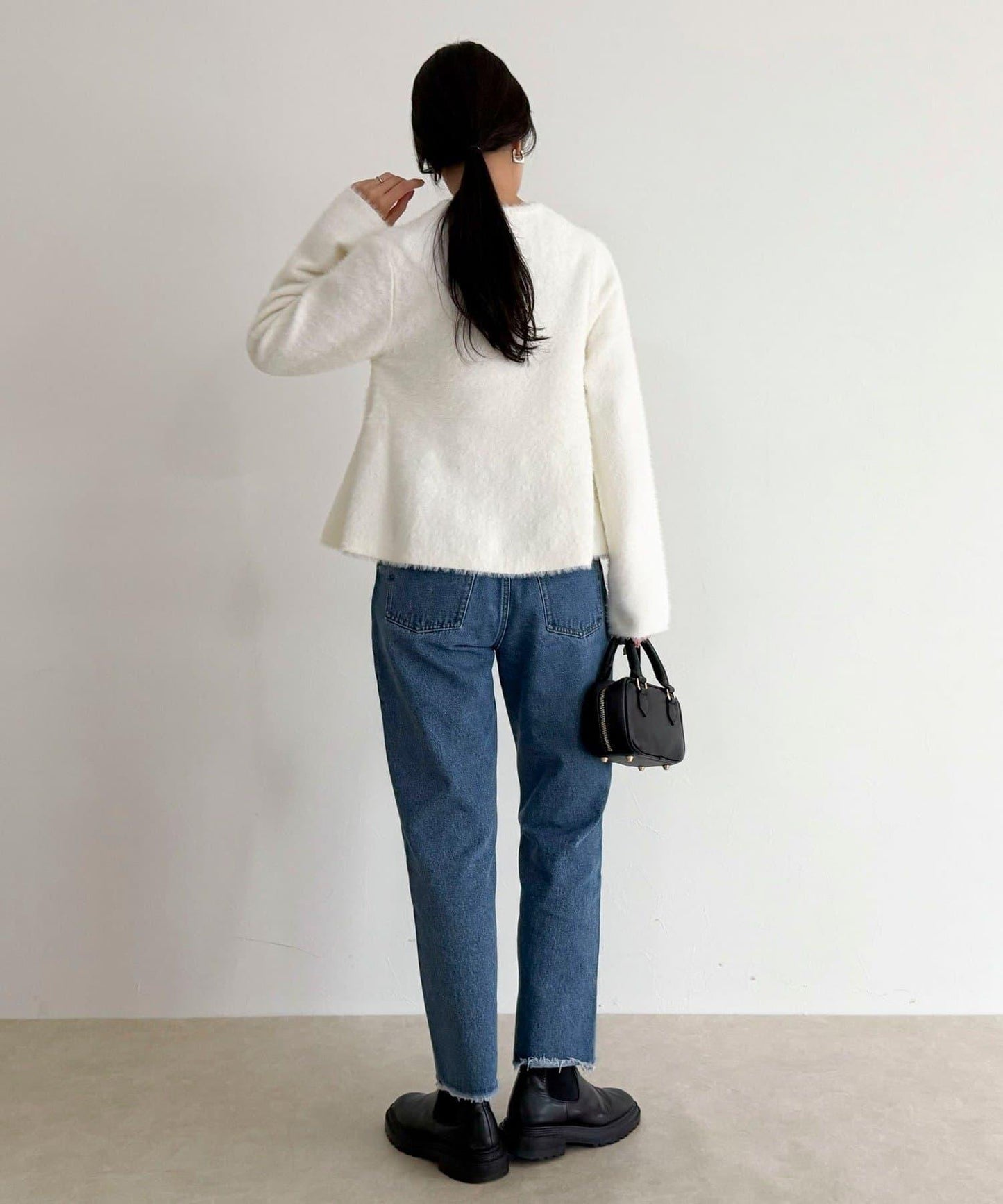 長毛絨荷葉下襬針織套頭衫