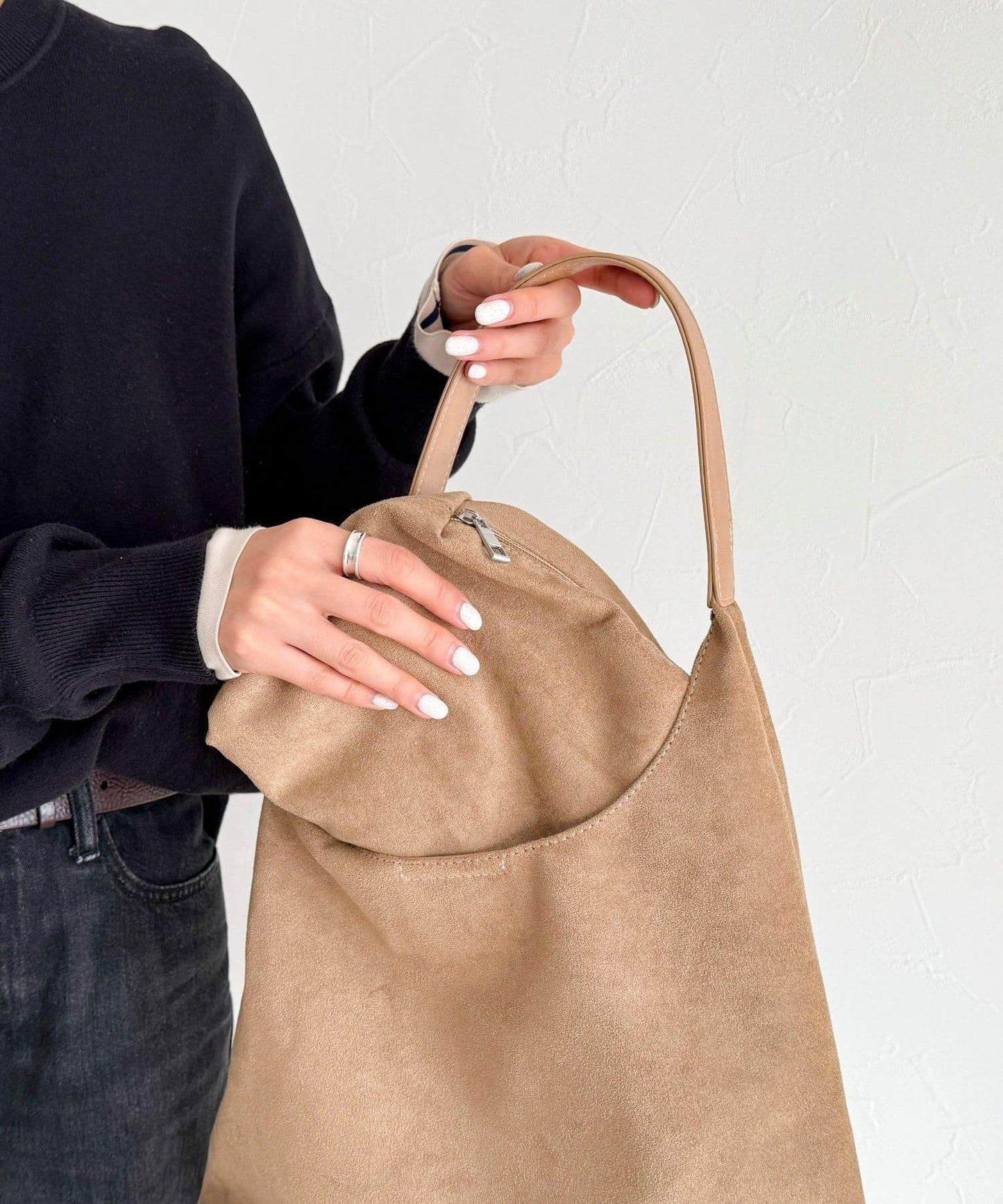 仿麂皮三角造型包