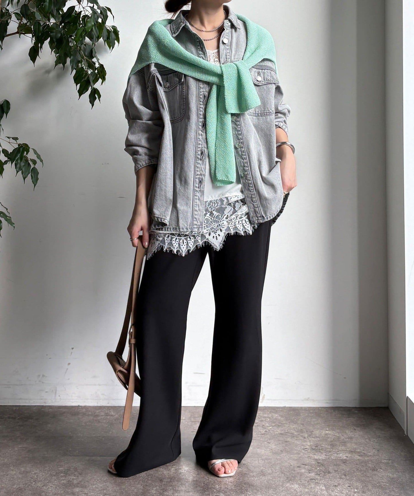 牛仔面料襯衫（網絡）