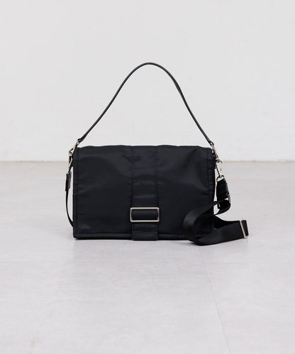 2.718 尼龍翻蓋單肩包