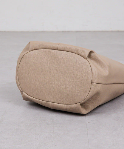 2.718 水桶造型單肩包