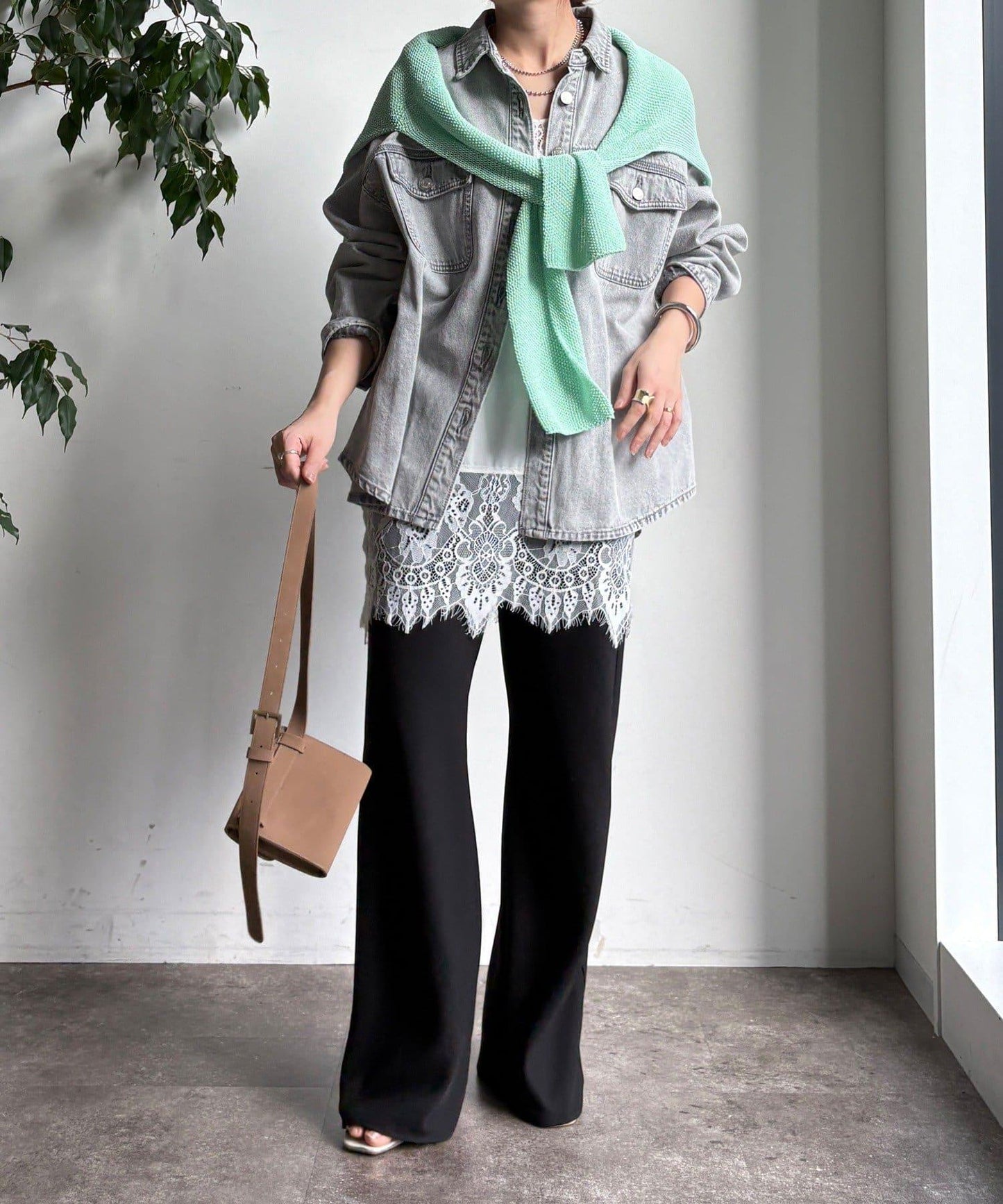 牛仔面料襯衫（網絡）