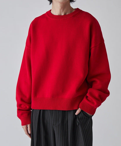 短款圓領針織上衣