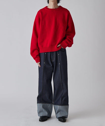 短款圓領針織上衣