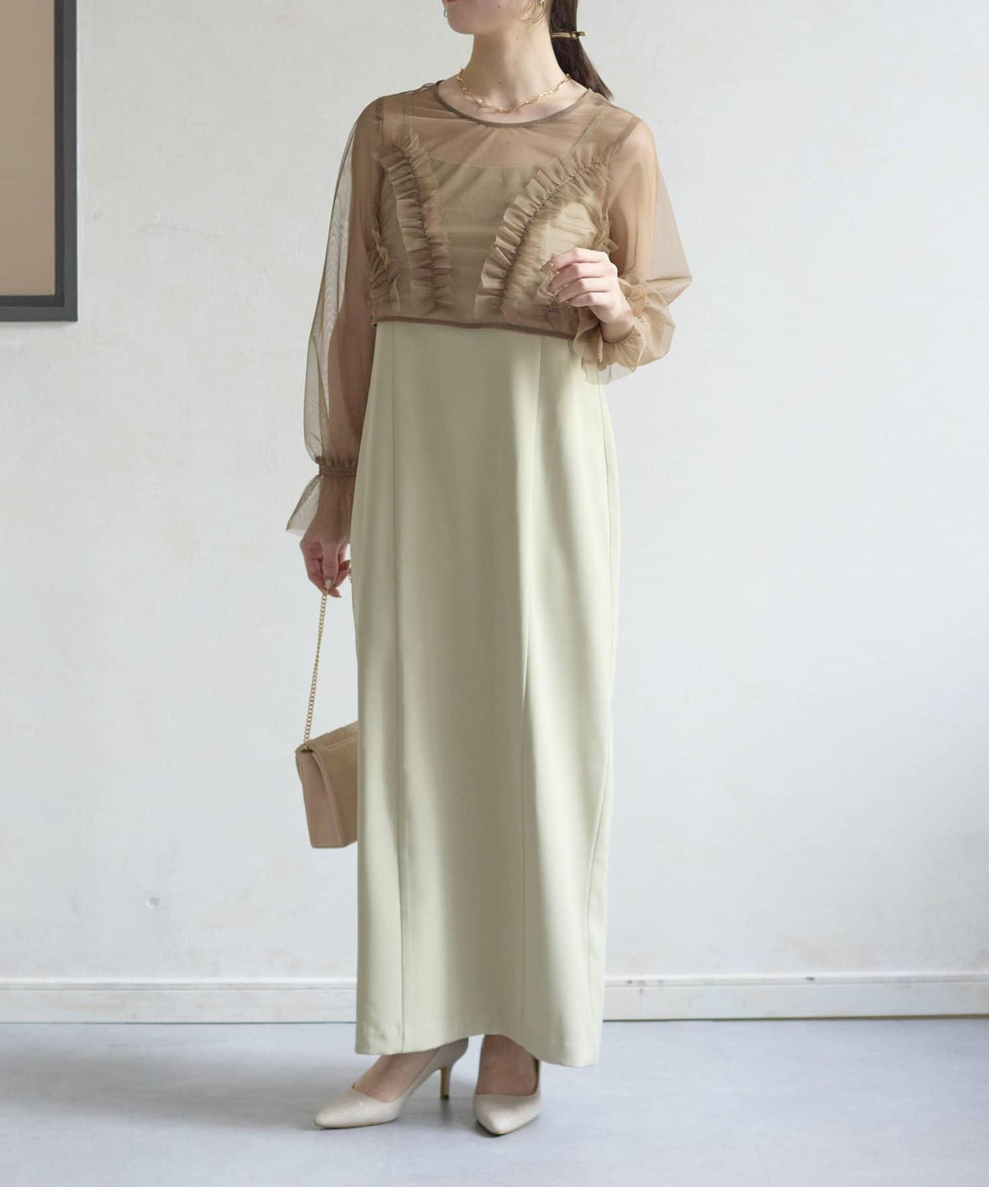 網紗荷葉邊小披肩 + 窄版吊帶連衣裙套裝