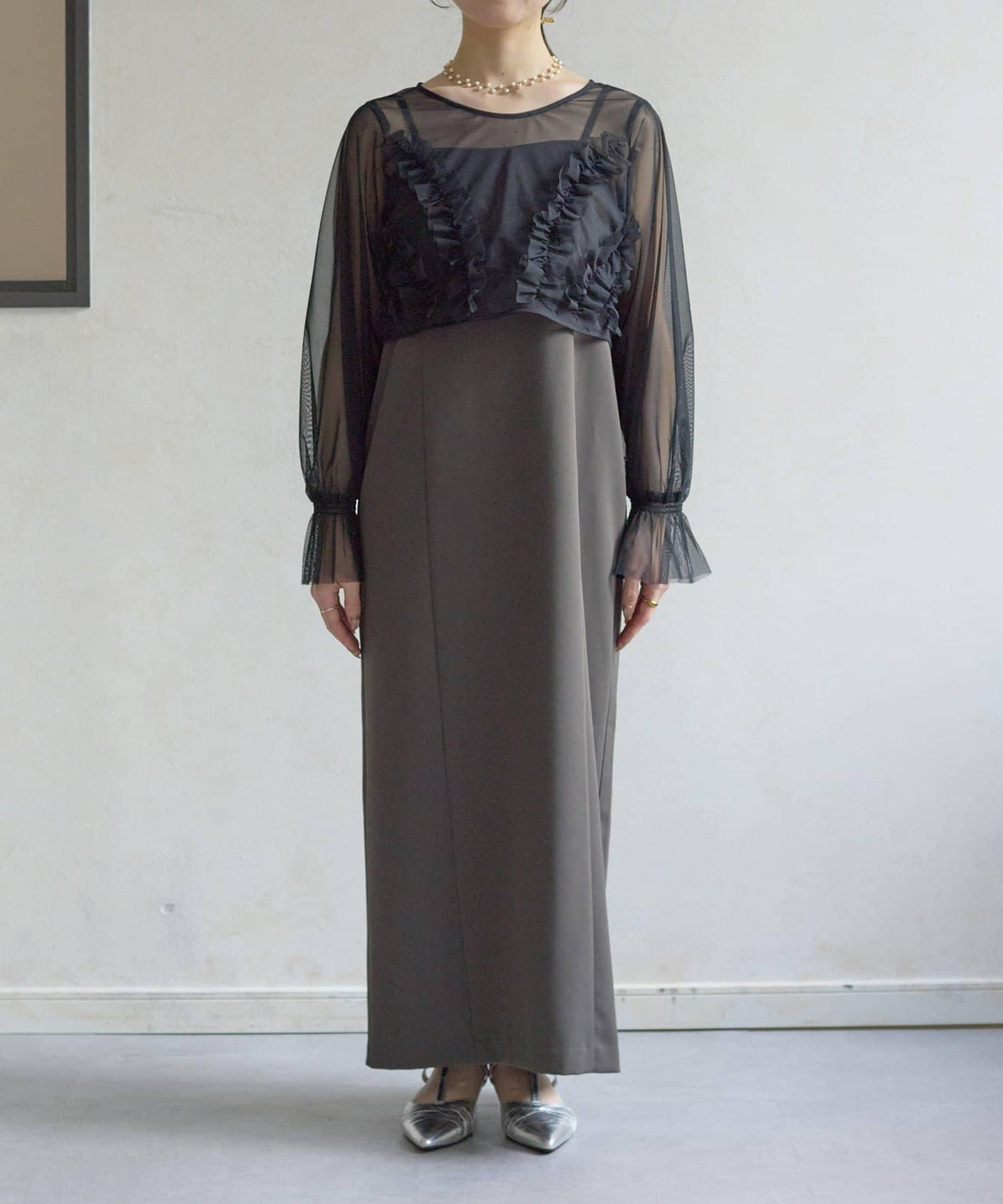 網紗荷葉邊小披肩 + 窄版吊帶連衣裙套裝