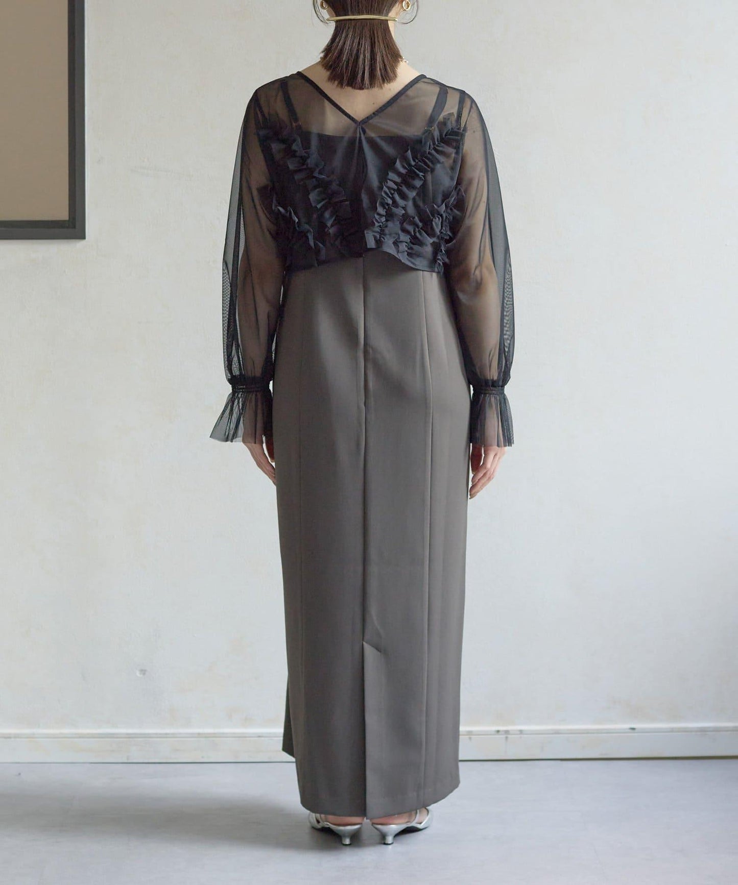 網紗荷葉邊小披肩 + 窄版吊帶連衣裙套裝