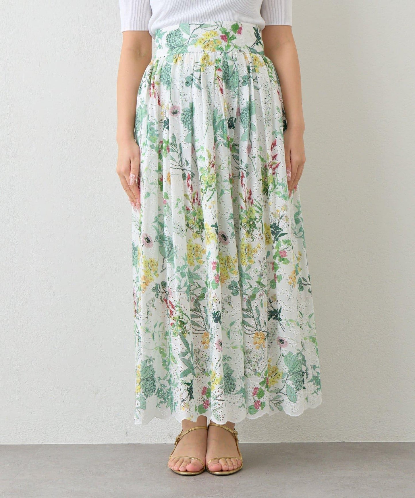 刺繡花印花半身裙