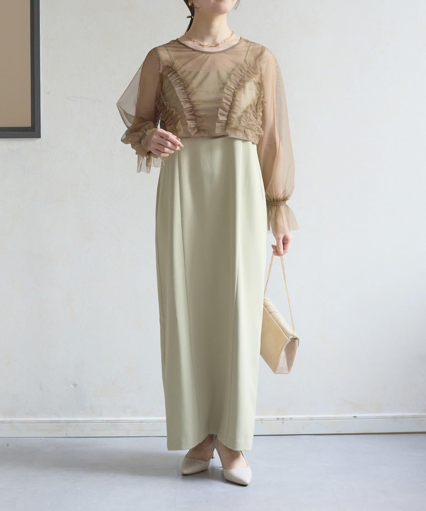 網紗荷葉邊小披肩 + 窄版吊帶連衣裙套裝