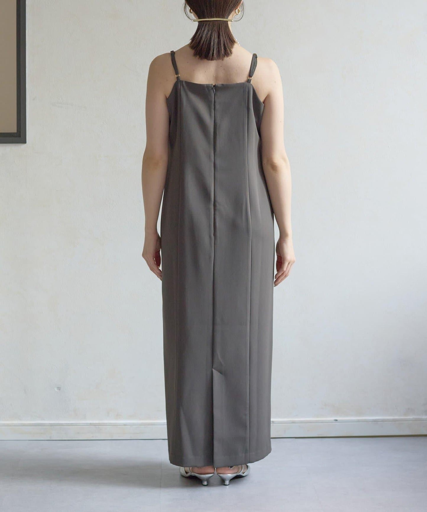 網紗荷葉邊小披肩 + 窄版吊帶連衣裙套裝