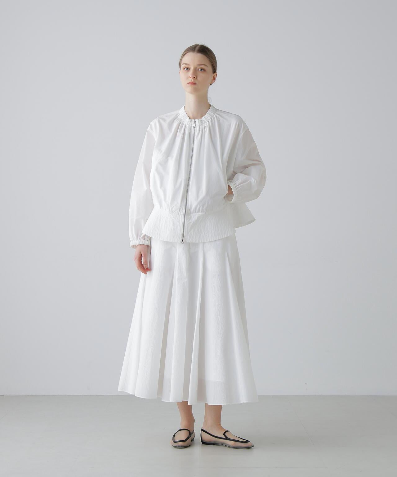 紙感尼龍材質夾克