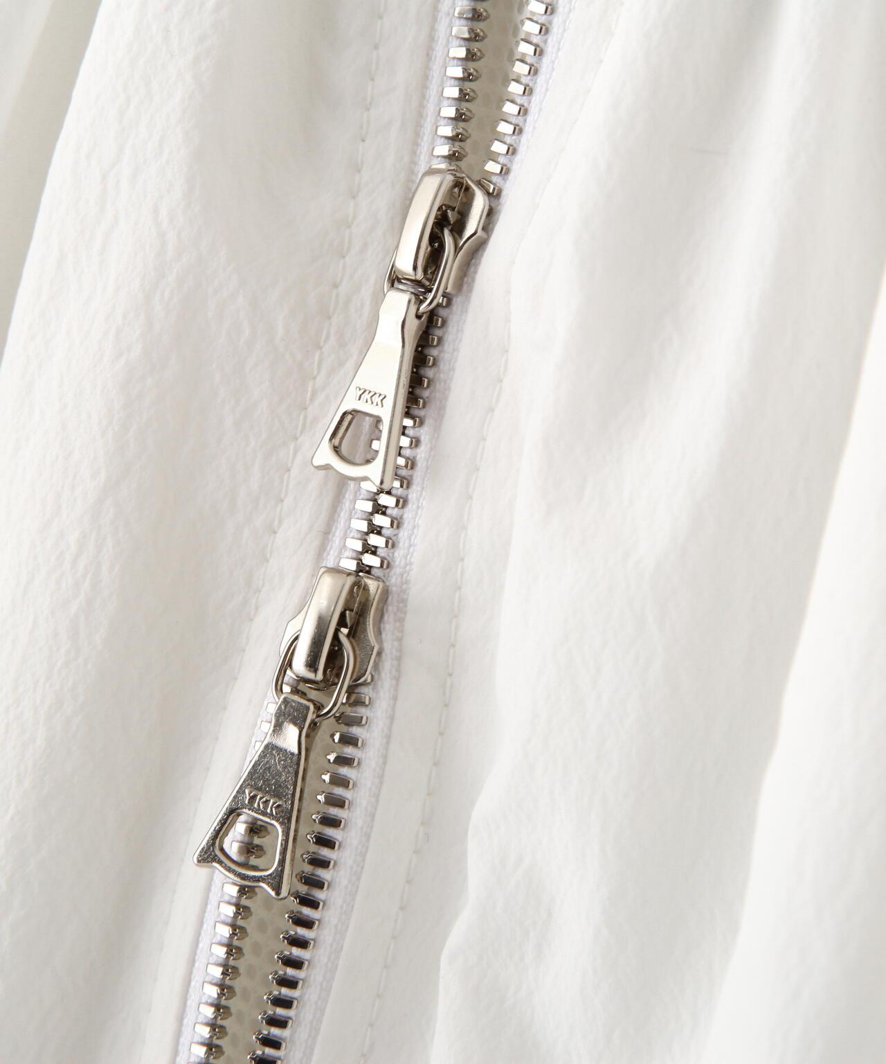 紙感尼龍材質夾克