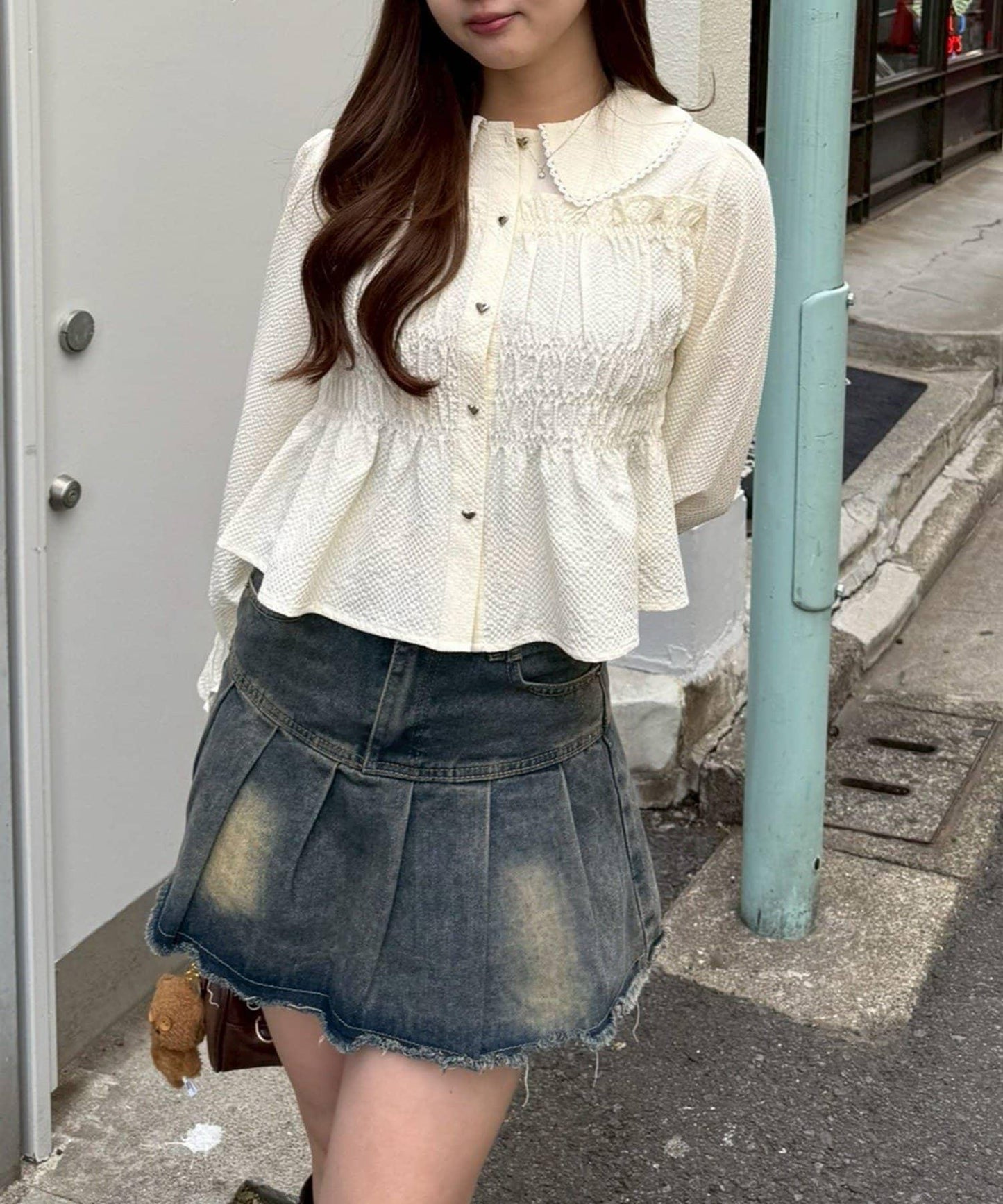 抽褶荷葉下襬女襯衫