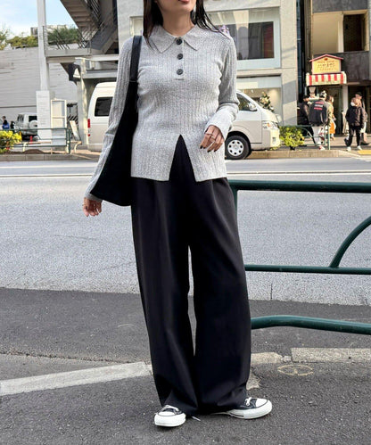 前中開叉 有領設計 套頭上衣