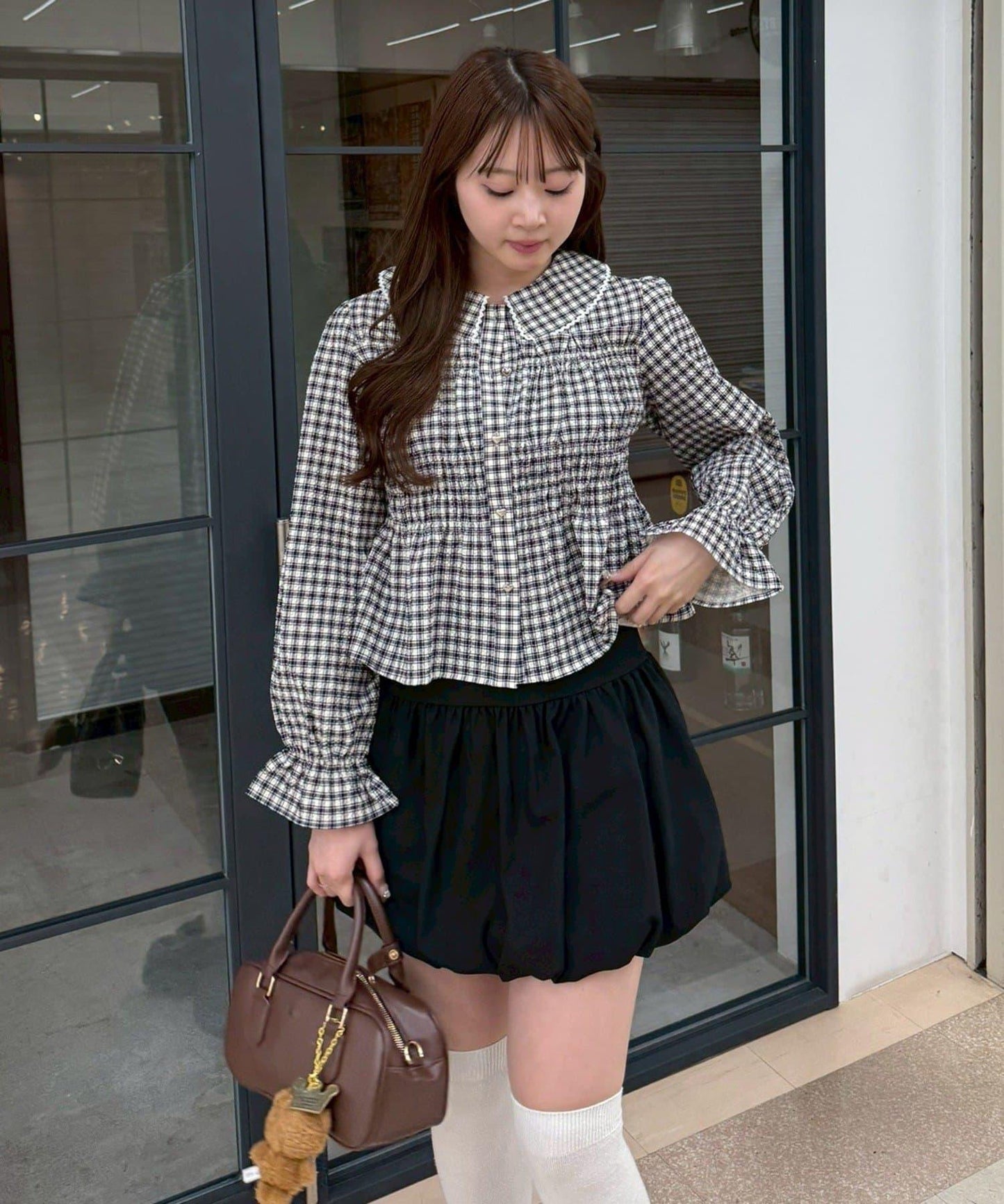 抽褶荷葉下襬女襯衫