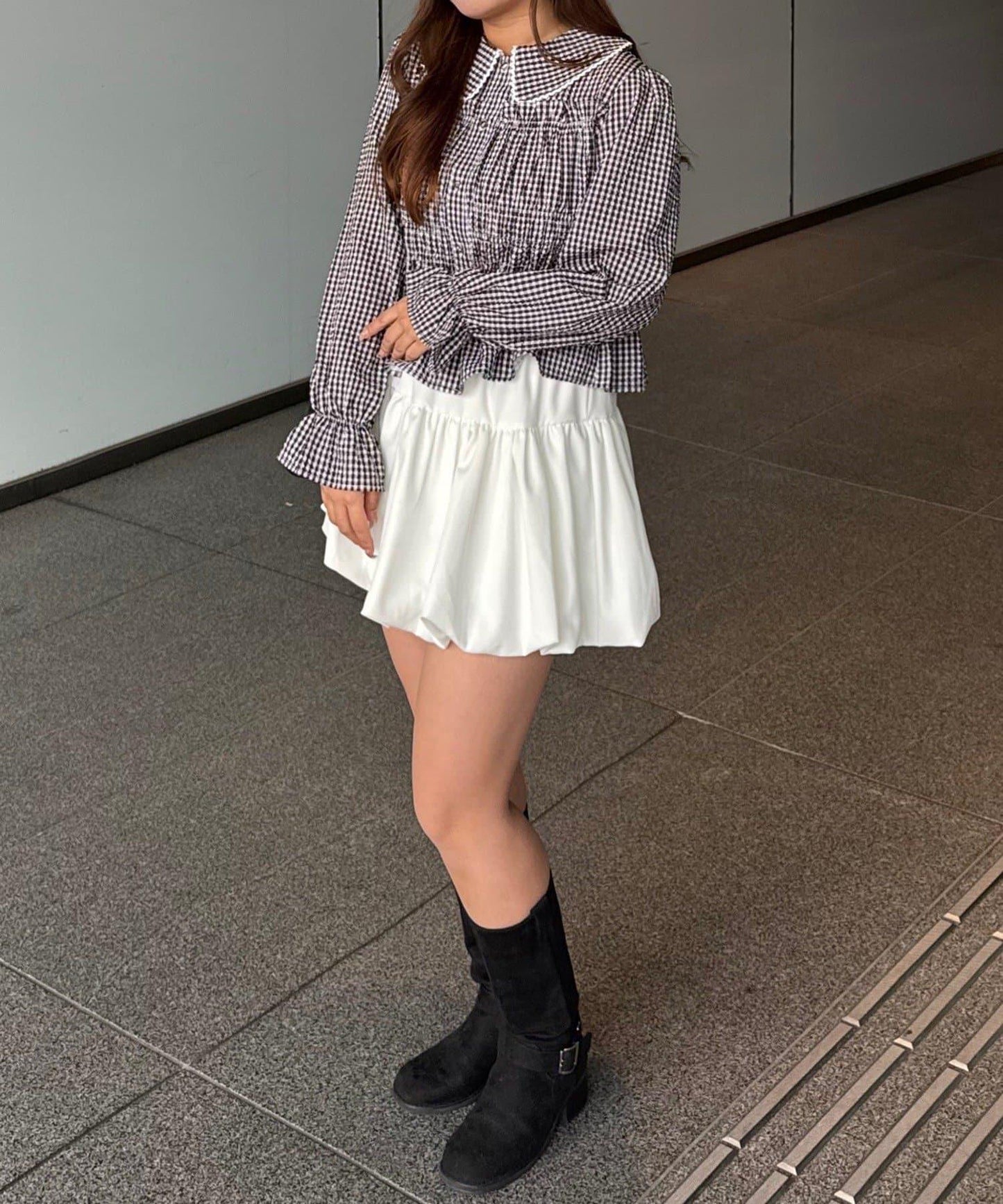 抽褶荷葉下襬女襯衫