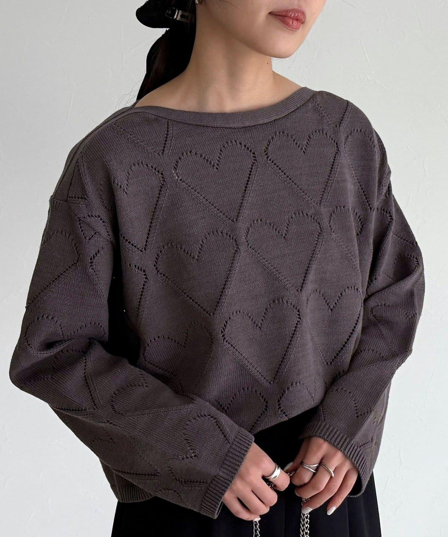 LINEN混紡愛心鏤空針織衫