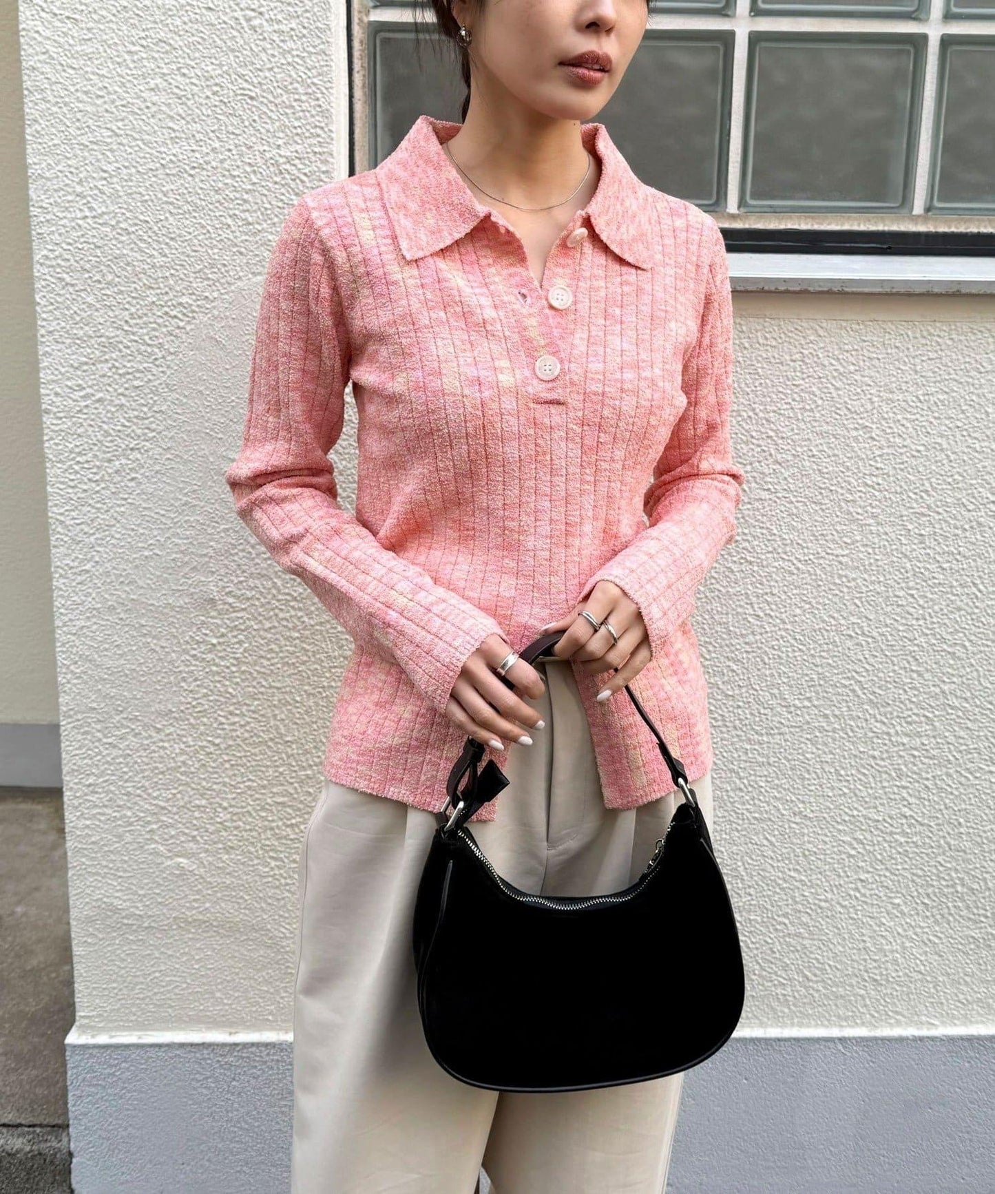 前中開叉 有領設計 套頭上衣