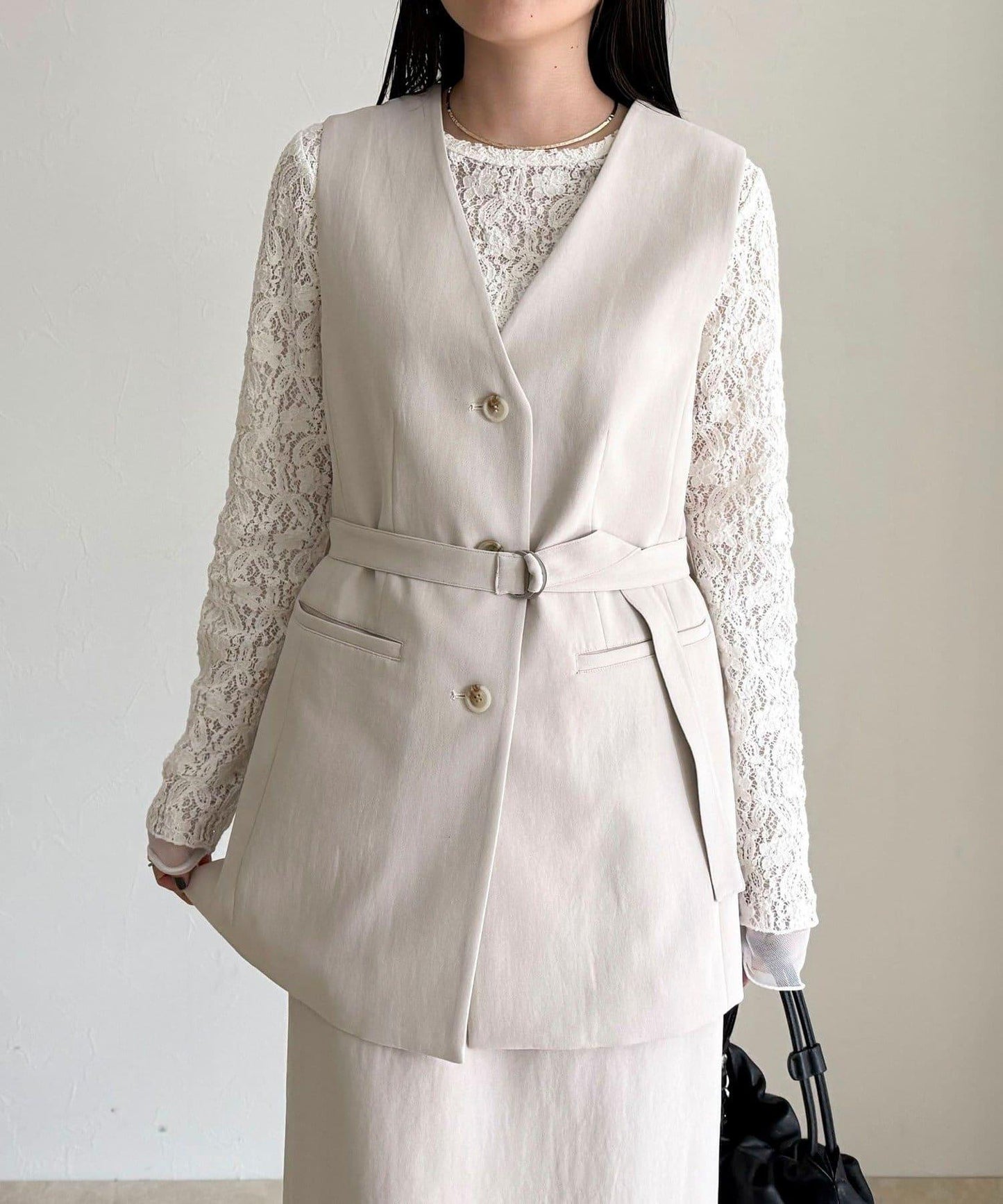 可成套搭配 柔滑斜紋 帶腰帶 馬甲