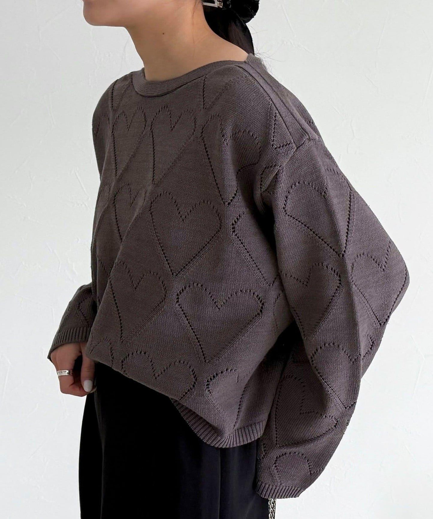 LINEN混紡愛心鏤空針織衫