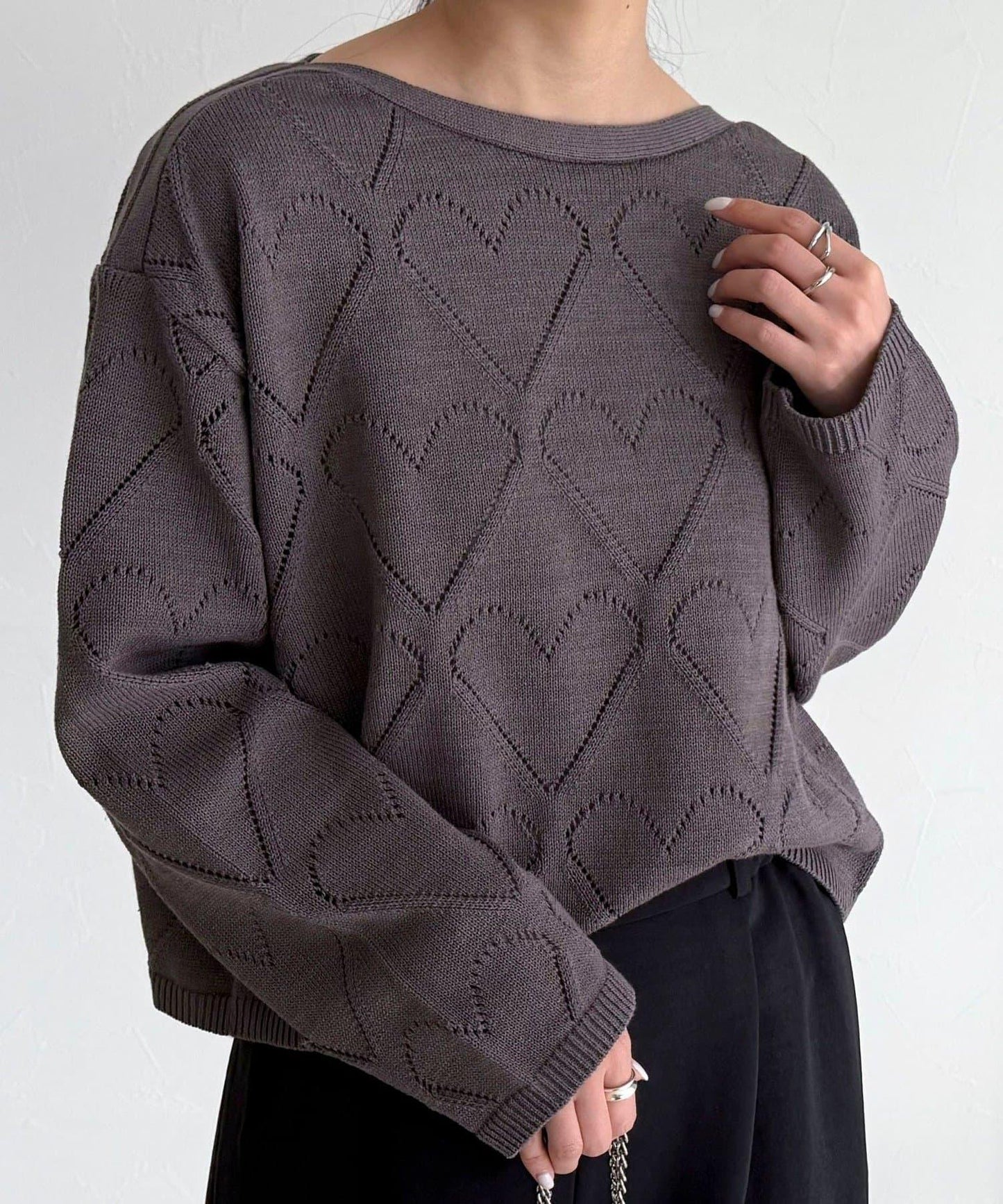 LINEN混紡愛心鏤空針織衫