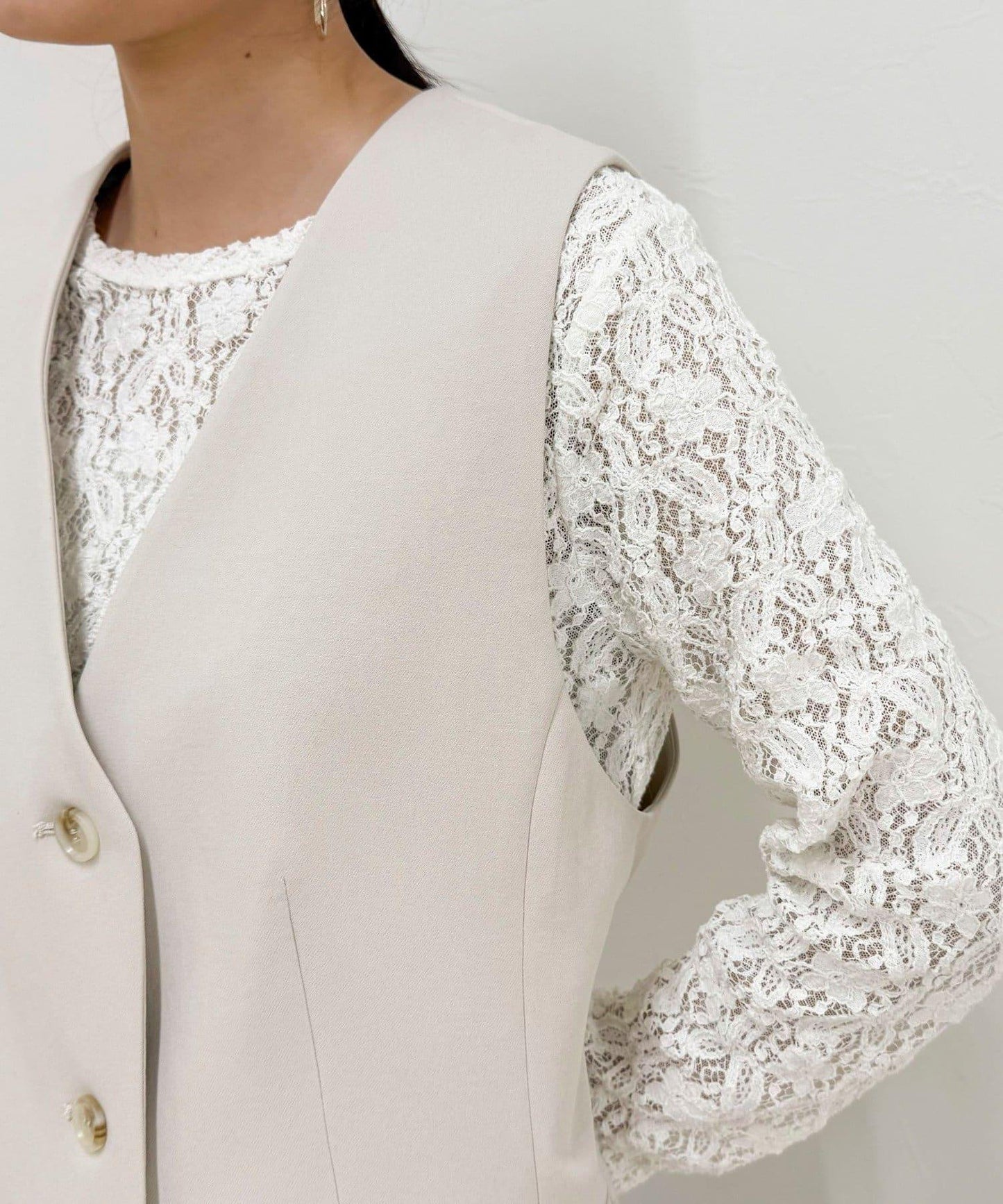 可成套搭配 柔滑斜紋 帶腰帶 馬甲