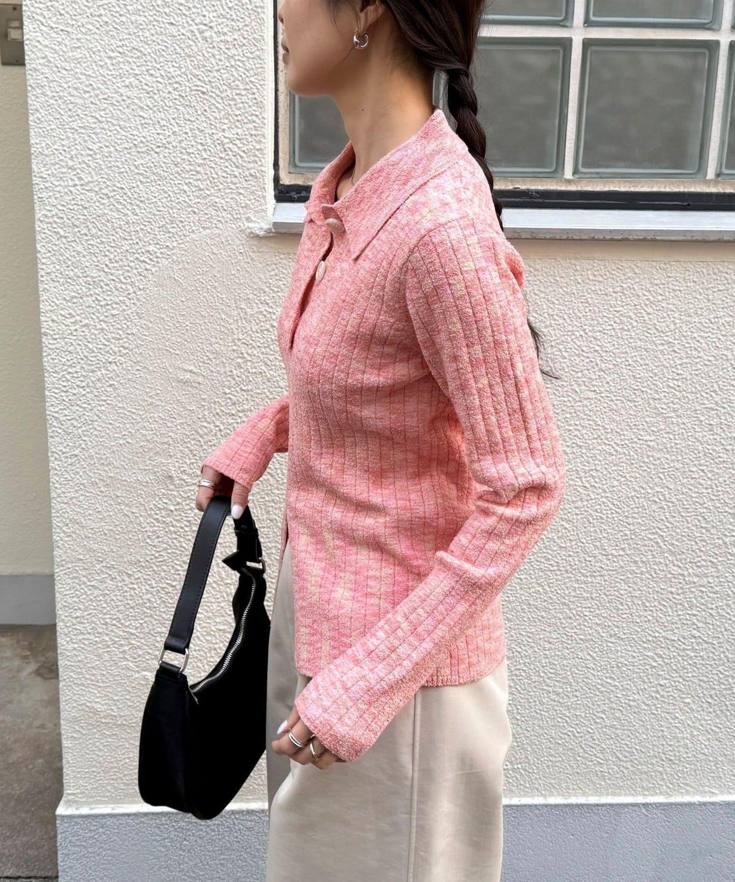 前中開叉 有領設計 套頭上衣