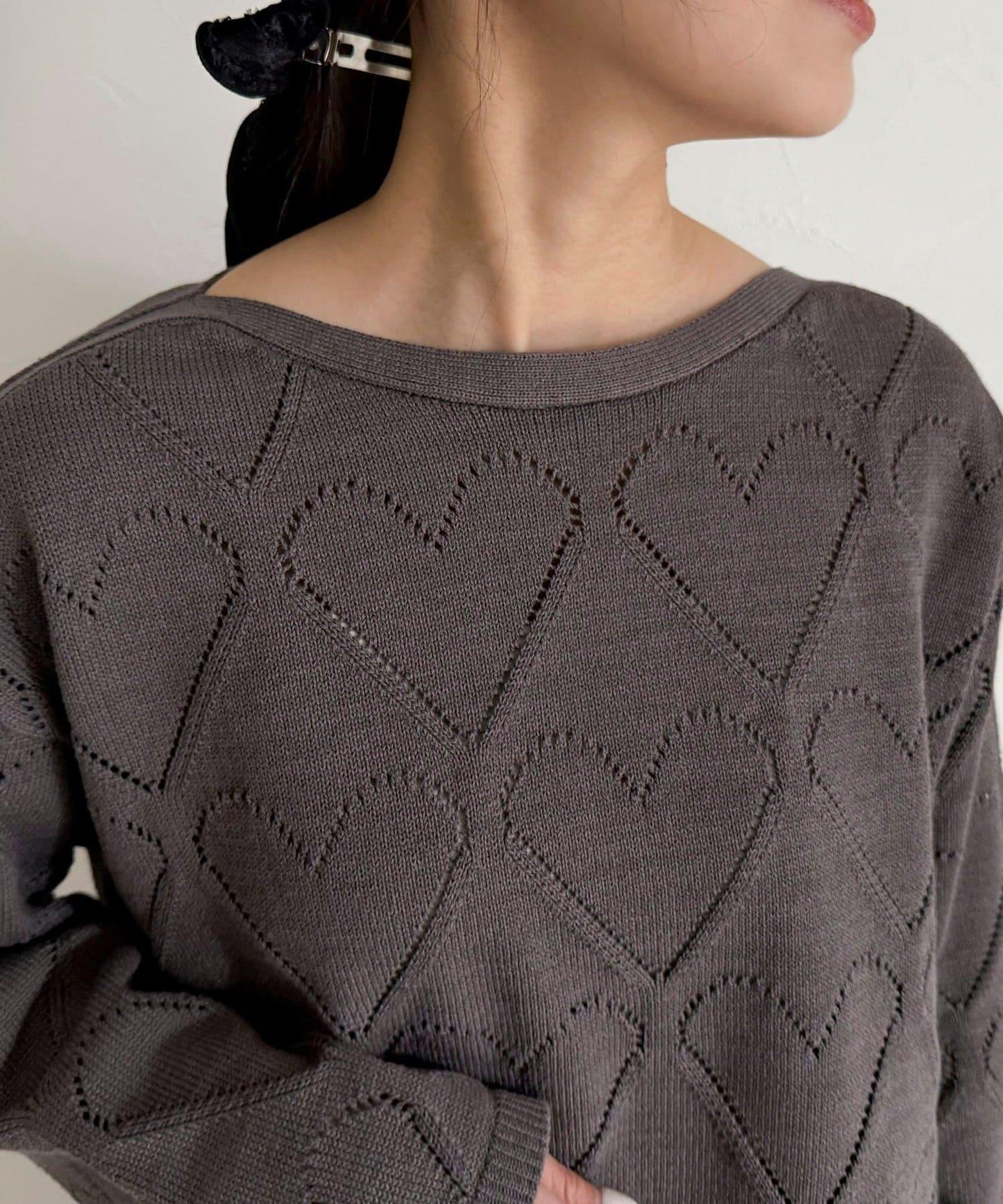 LINEN混紡愛心鏤空針織衫