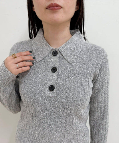 前中開叉 有領設計 套頭上衣