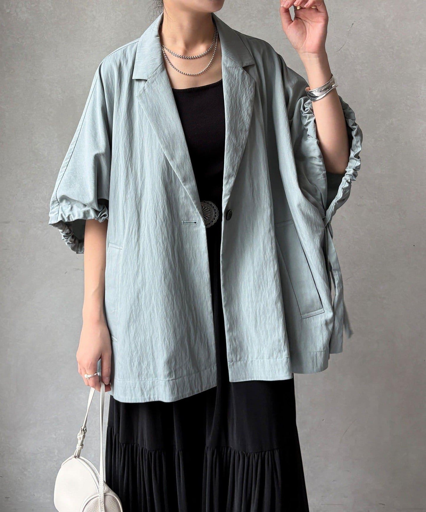 斗篷式西裝外套