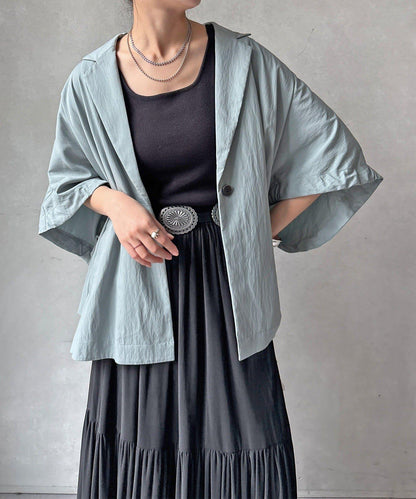 斗篷式西裝外套