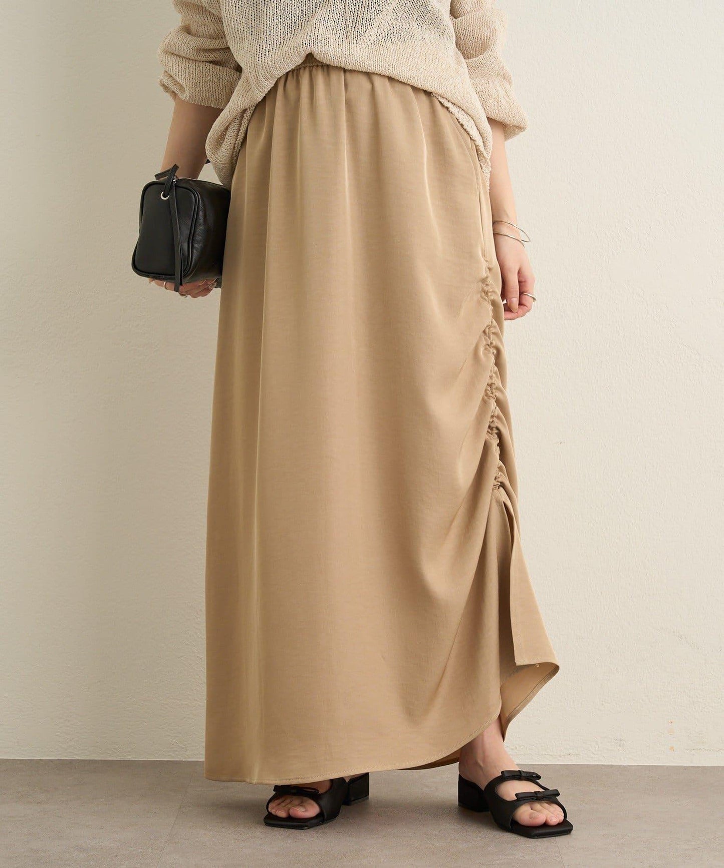 側抽褶設計 半身裙