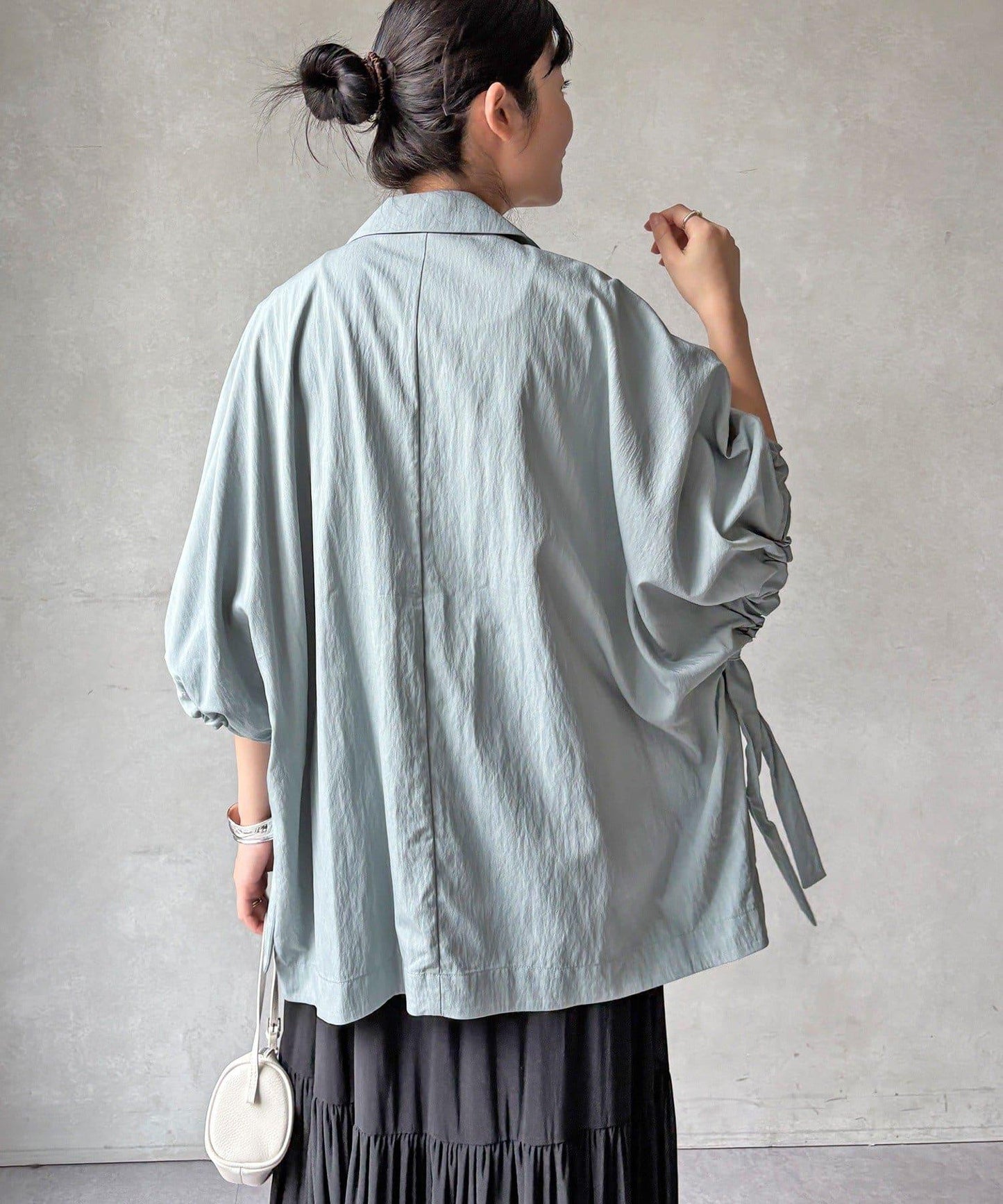 斗篷式西裝外套