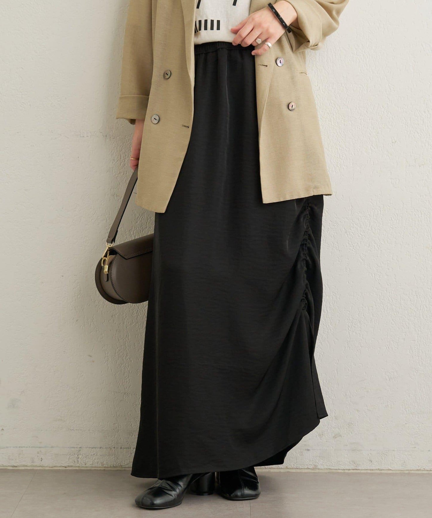 側抽褶設計 半身裙