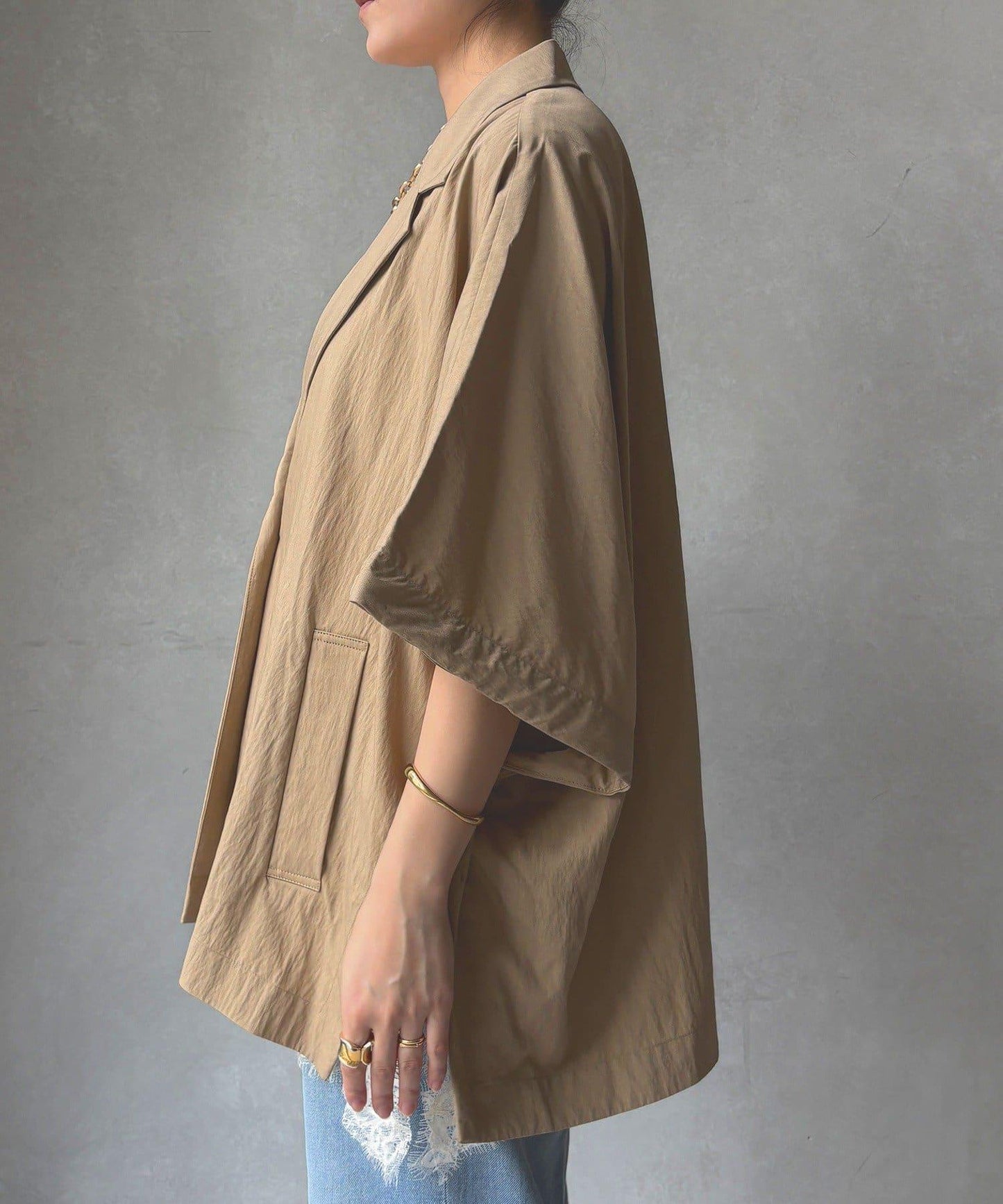 斗篷式西裝外套