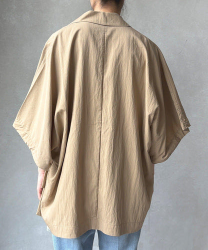 斗篷式西裝外套