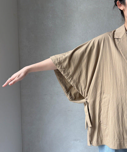 斗篷式西裝外套