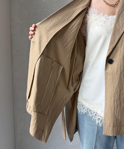 斗篷式西裝外套
