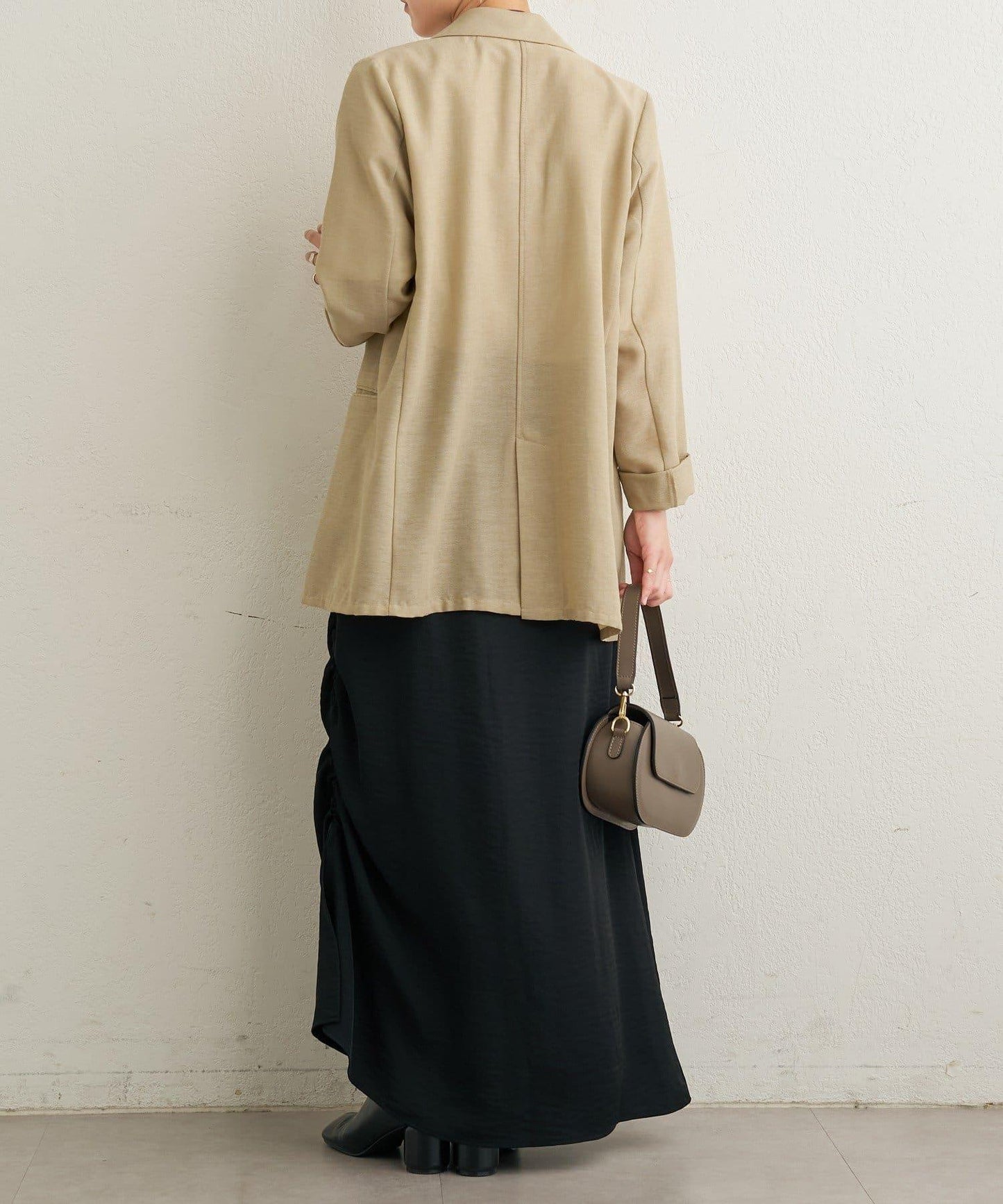 側抽褶設計 半身裙