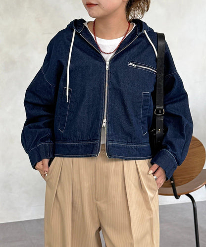 鴨子短款拉鍊衛衣