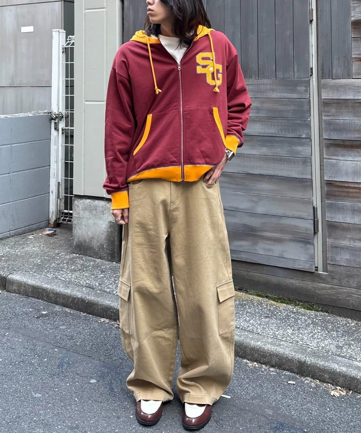 SOUNDS GOOOOD 毛巾繡 連帽衛衣