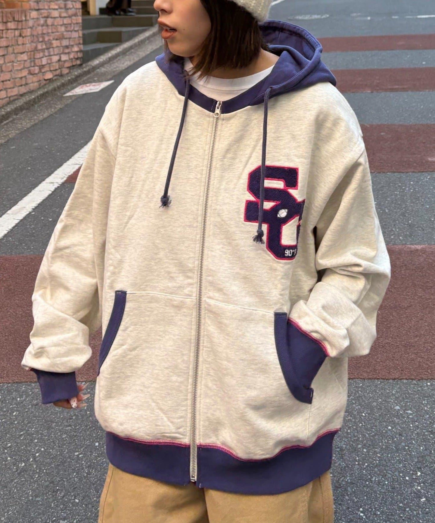 SOUNDS GOOOOD 毛巾繡 連帽衛衣