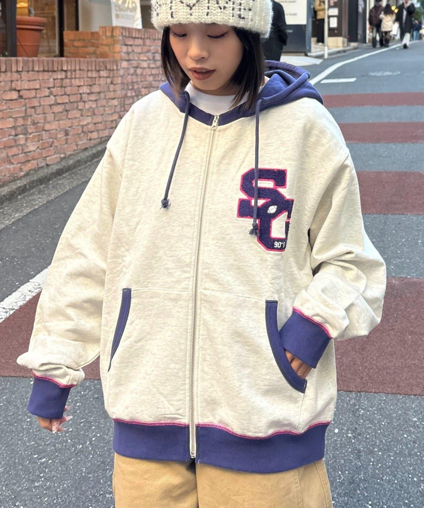 SOUNDS GOOOOD 毛巾繡 連帽衛衣