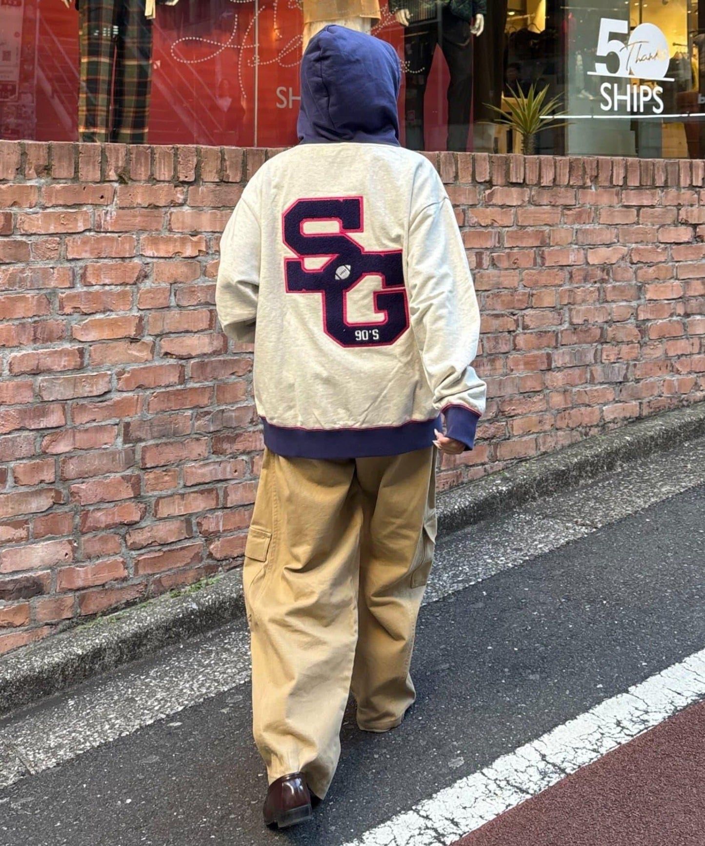 SOUNDS GOOOOD 毛巾繡 連帽衛衣