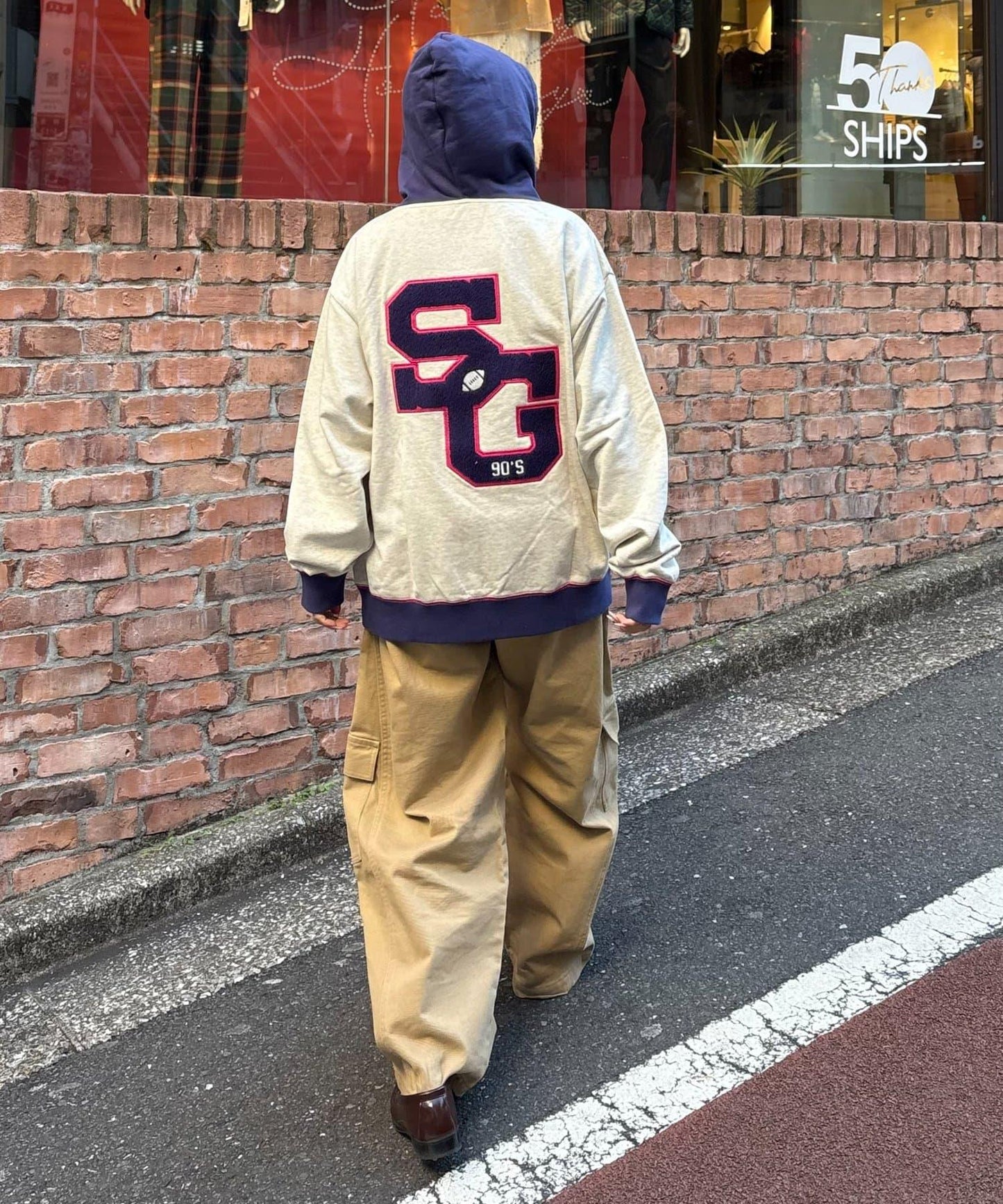 SOUNDS GOOOOD 毛巾繡 連帽衛衣