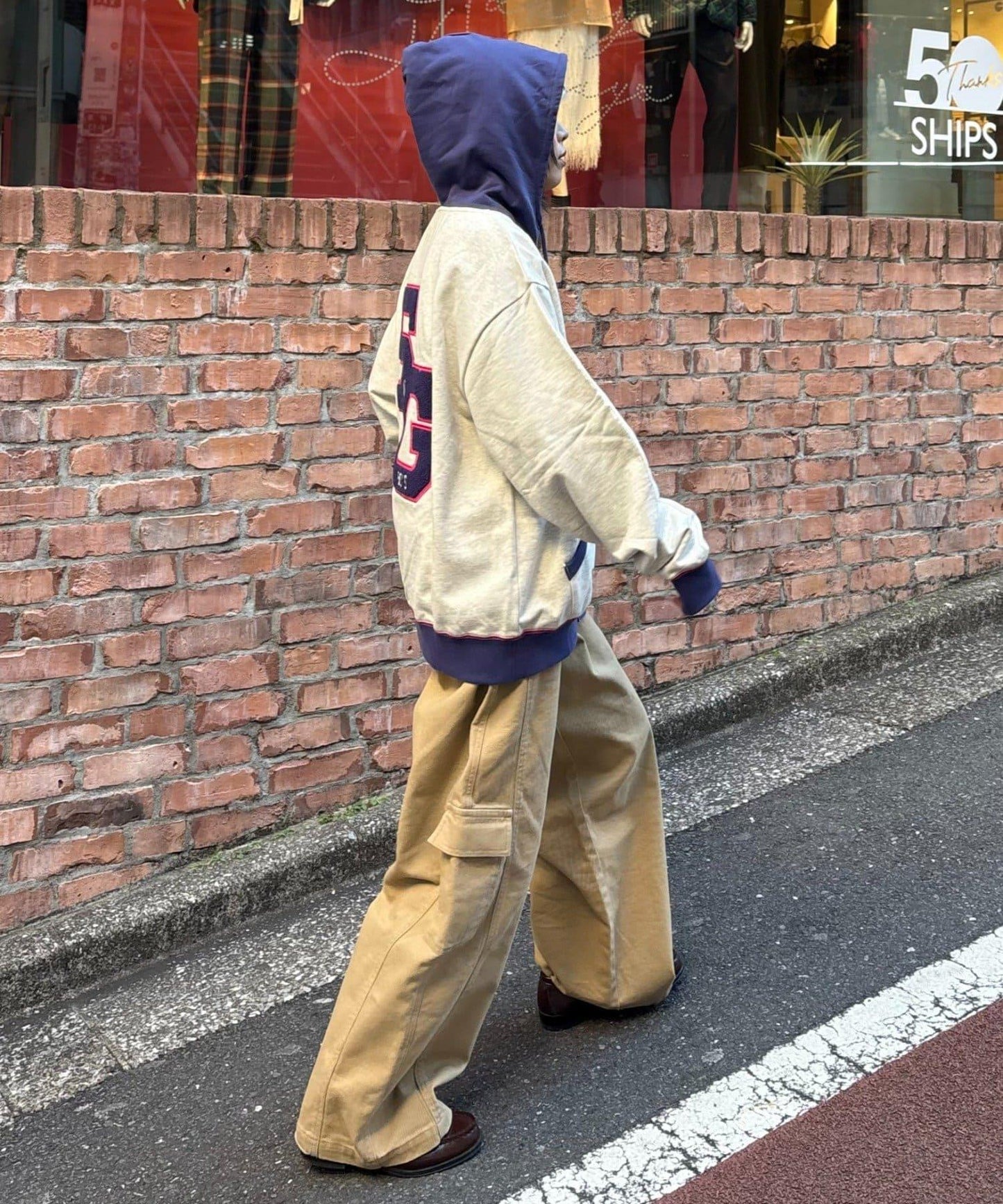 SOUNDS GOOOOD 毛巾繡 連帽衛衣