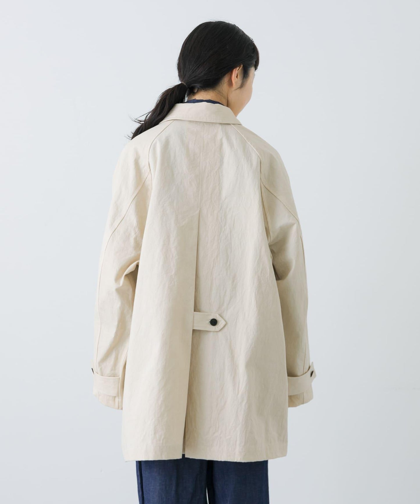 棉質後褶設計短款外套