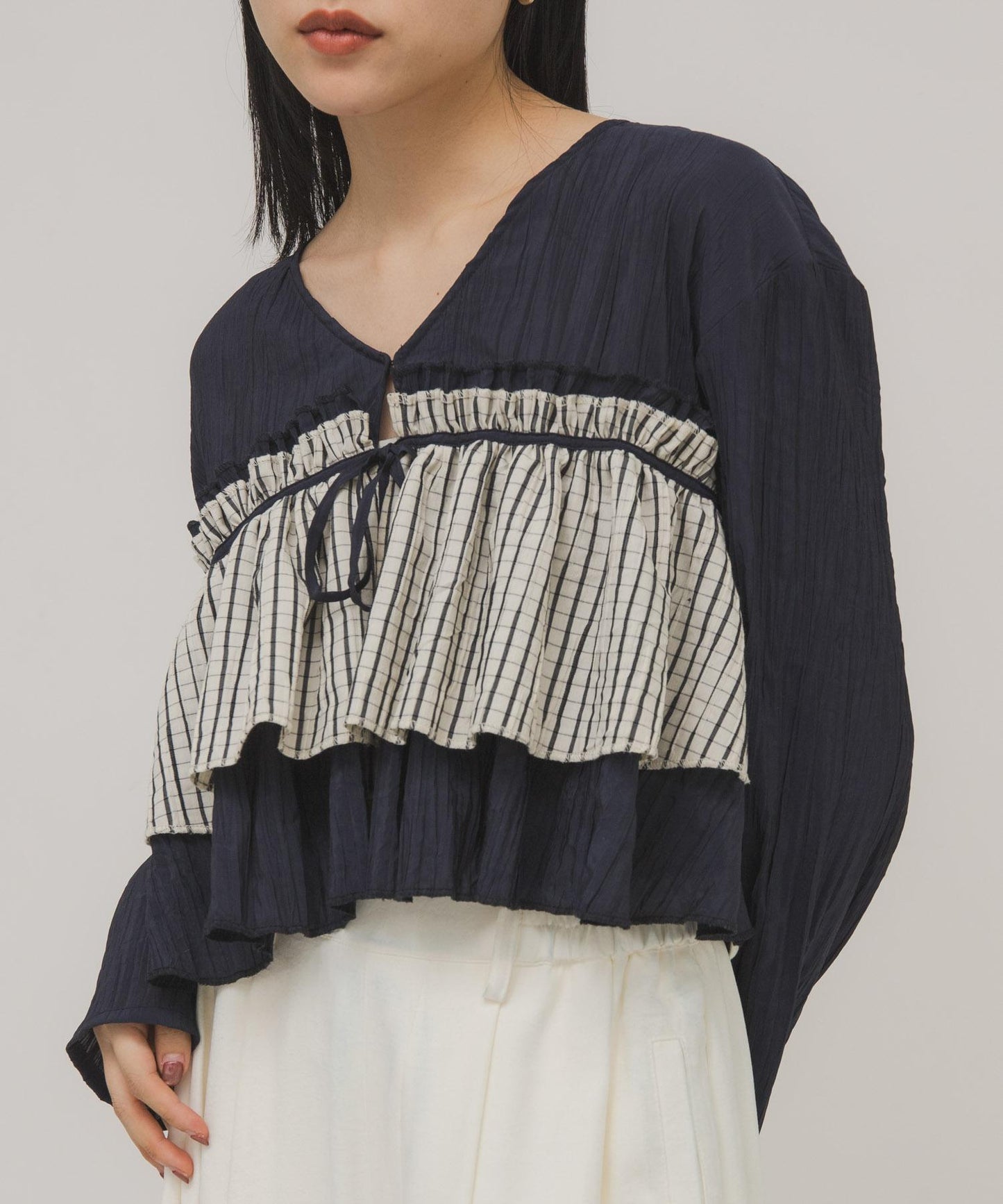 荷葉邊層疊設計 女襯衫