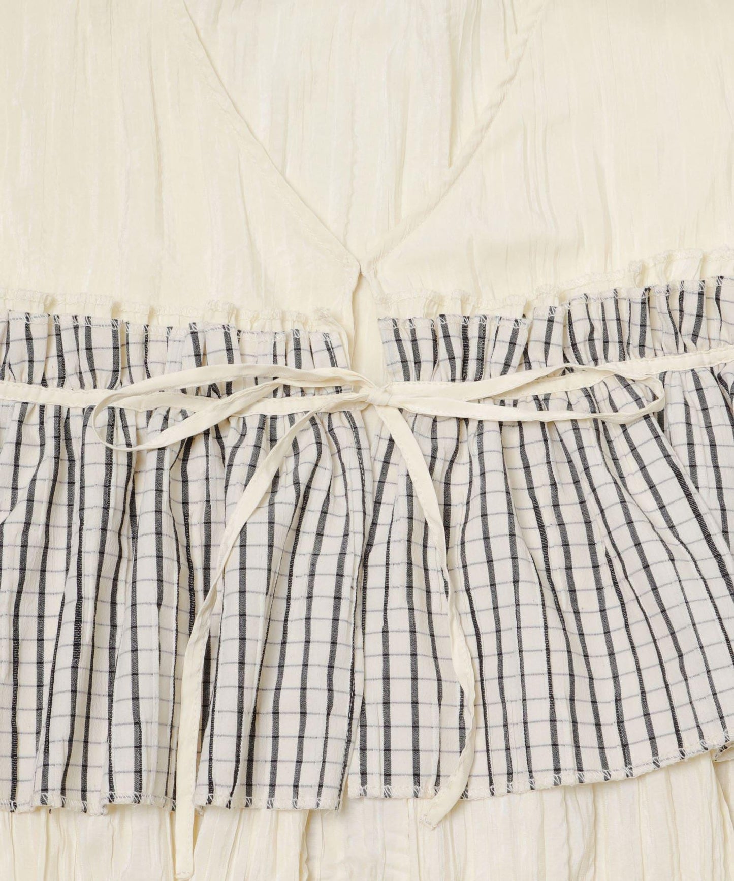 荷葉邊層疊設計 女襯衫